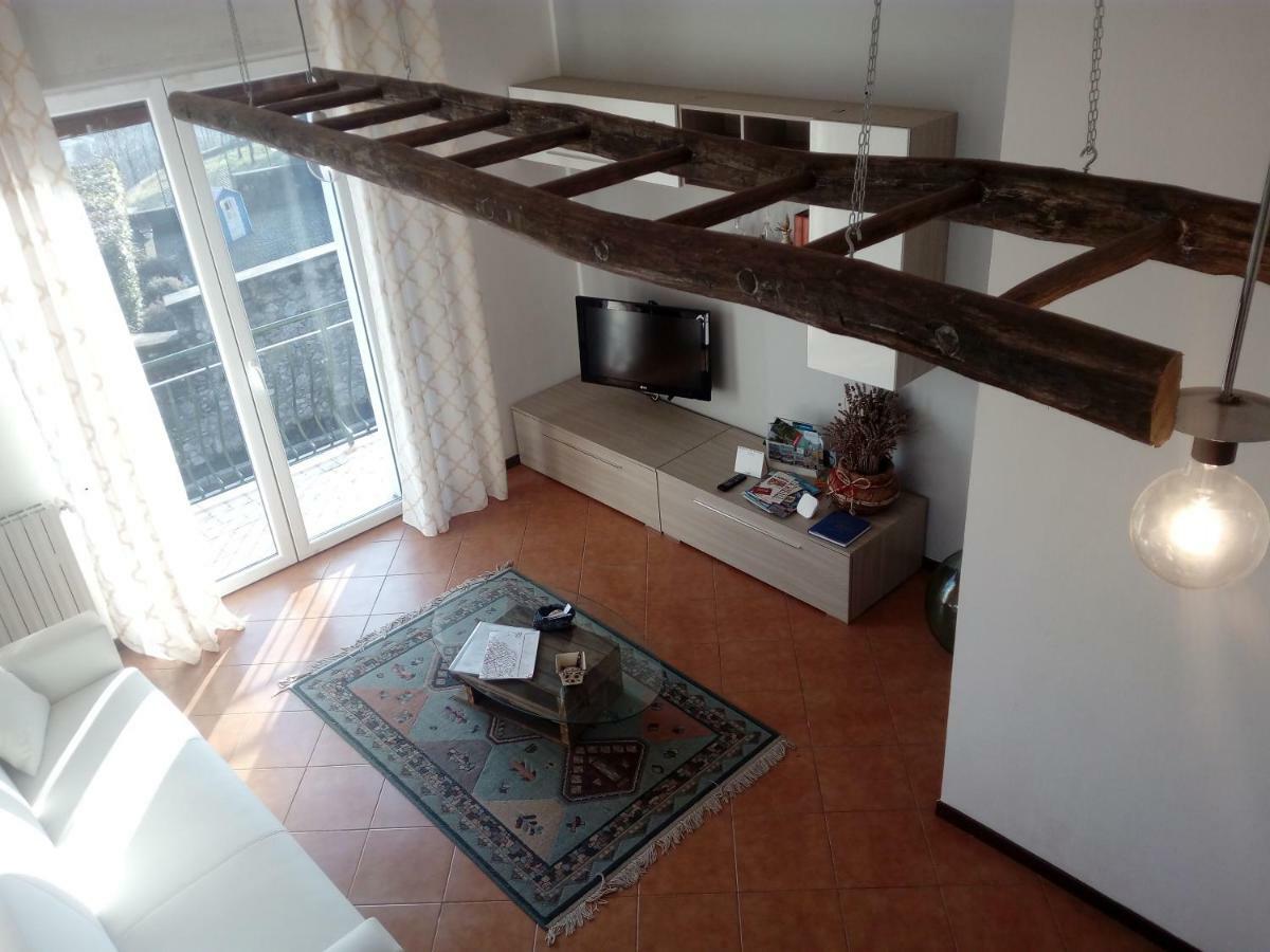 Como Ricky Apartment Cavallasca エクステリア 写真