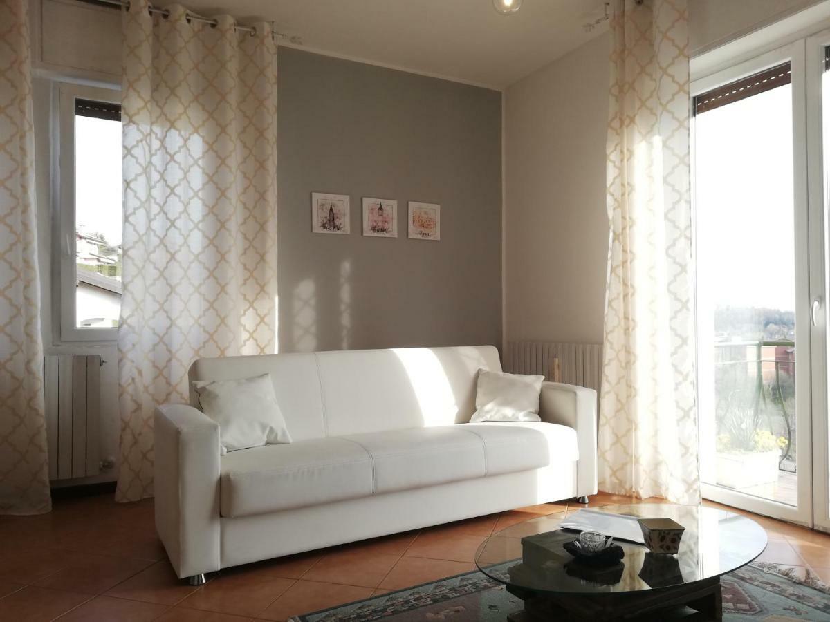 Como Ricky Apartment Cavallasca エクステリア 写真